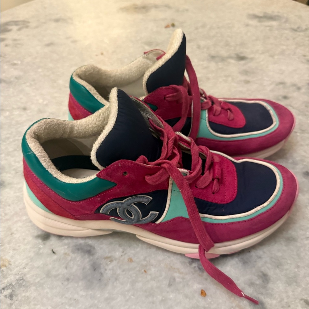 2019 Chanel Pink Navy Teal Suede Leather Sneakers